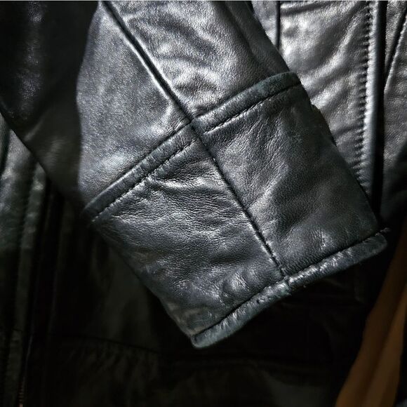 BANANA REPUBLIC Black Leather Jacket- Size Small - Picture 7 of 8